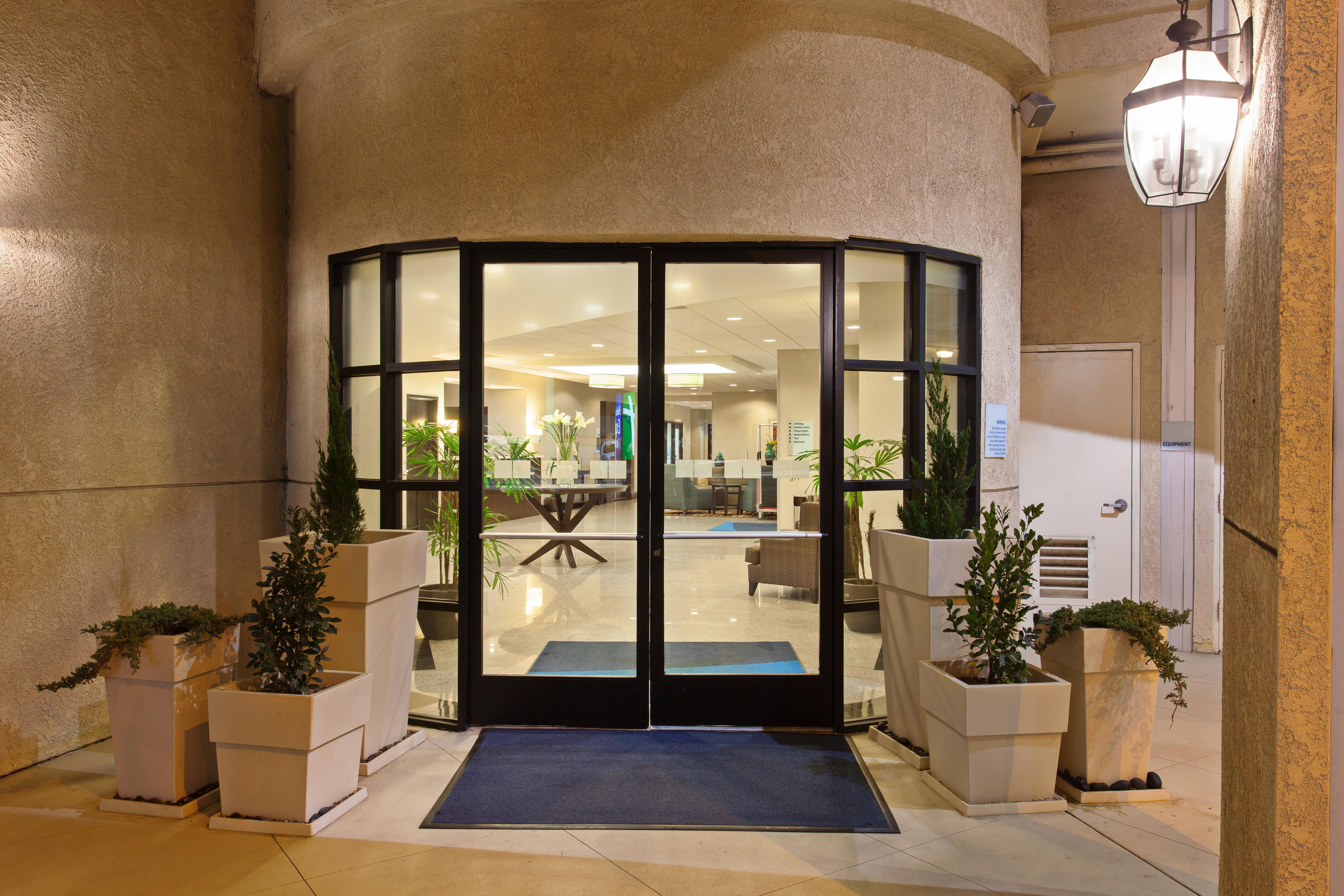 Holiday Inn Express Hotel & Suites Hermosa Beach By Ihg Dış mekan fotoğraf
